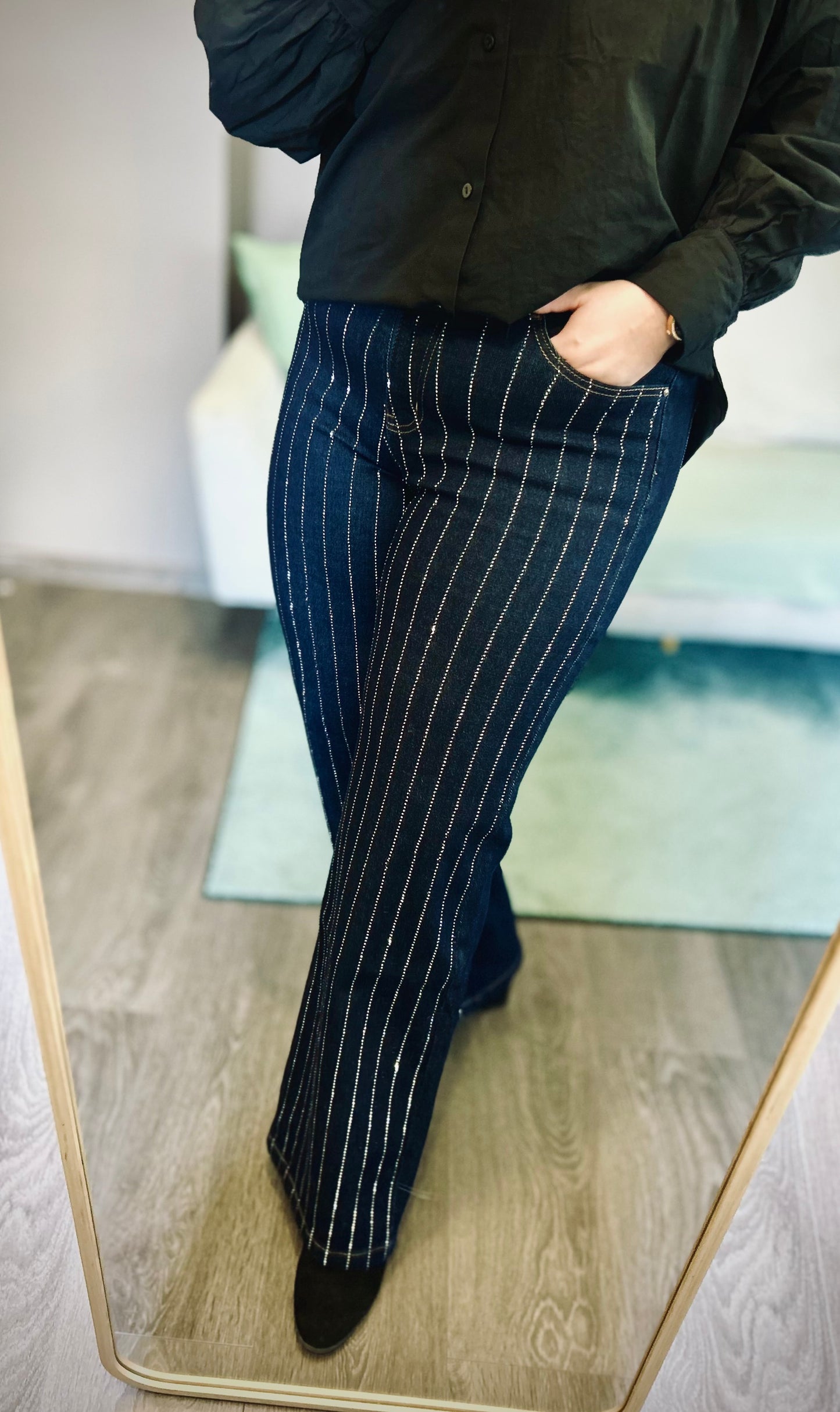 Jeans bleu foncé a strass